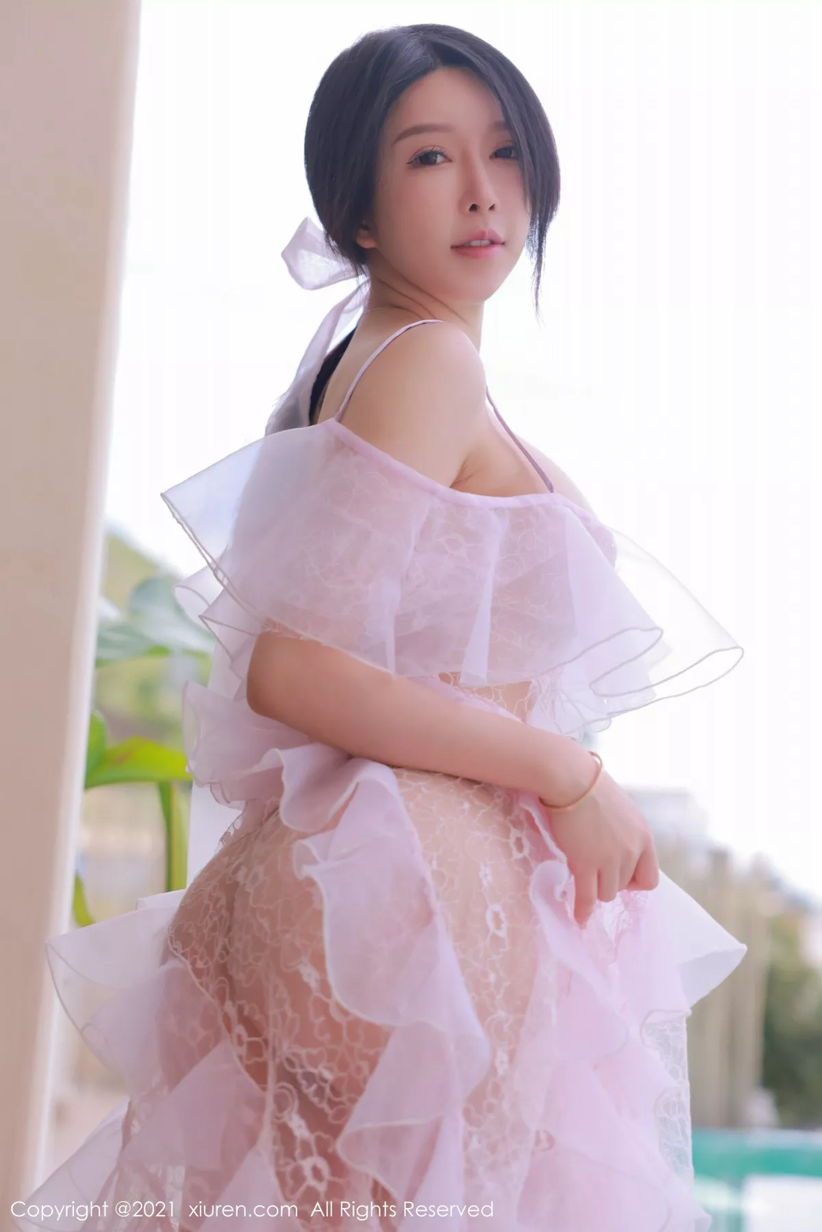 [XiuRen秀人网]第4401期玉兔写真 [54P]-003