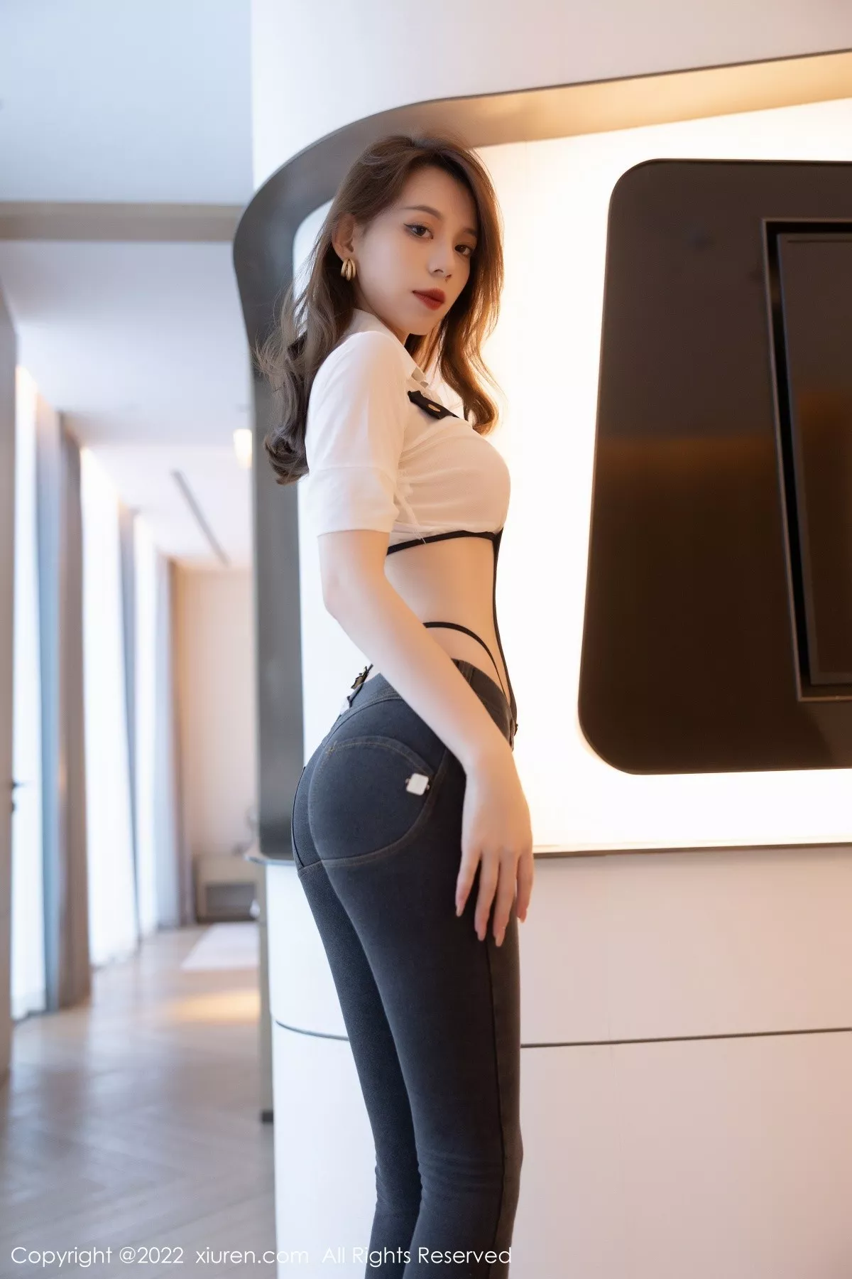 [XiuRen秀人网]第4427期言沫写真 [65P]-002