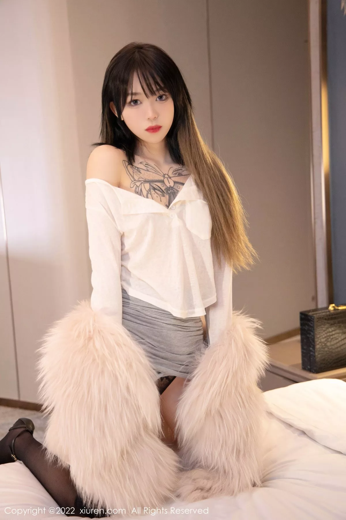 [XiuRen秀人网]第4441期奶瓶写真 [50P]-005