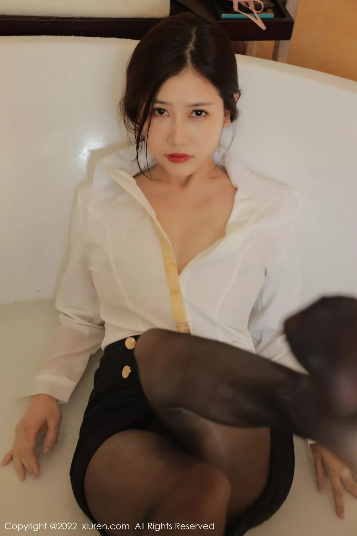 [XiuRen秀人网]第4472期尹甜甜写真 [82P]-052