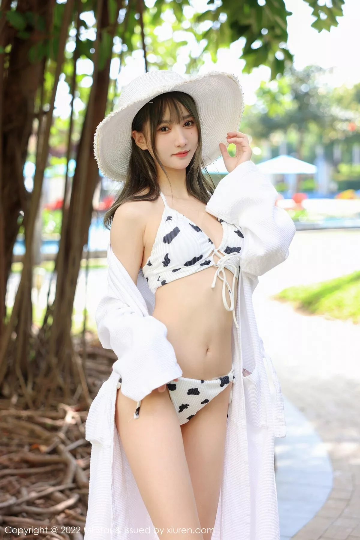 [MFStar模范学院]第548期小果冻儿写真 [50P]-001