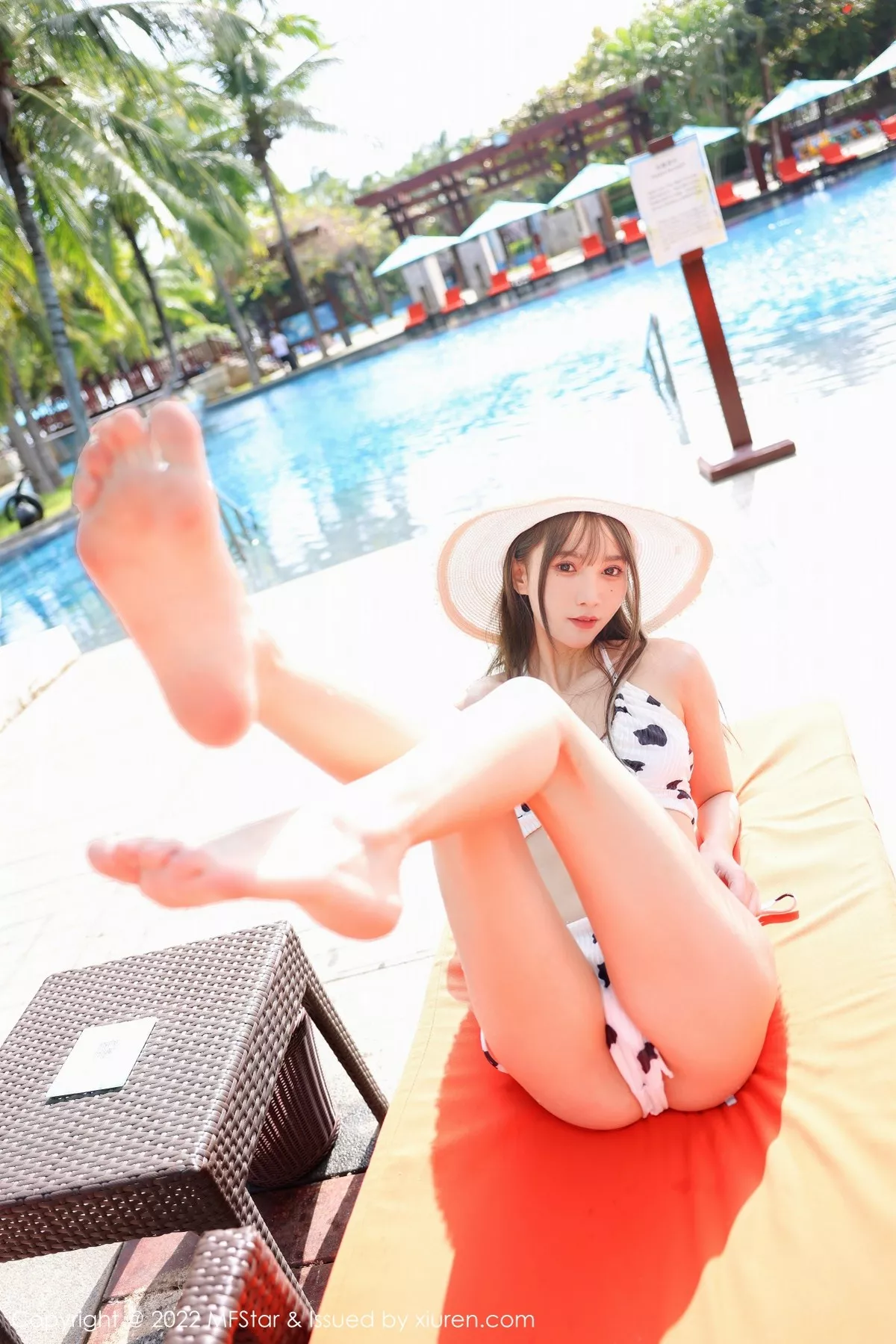 [MFStar模范学院]第548期小果冻儿写真 [50P]-015
