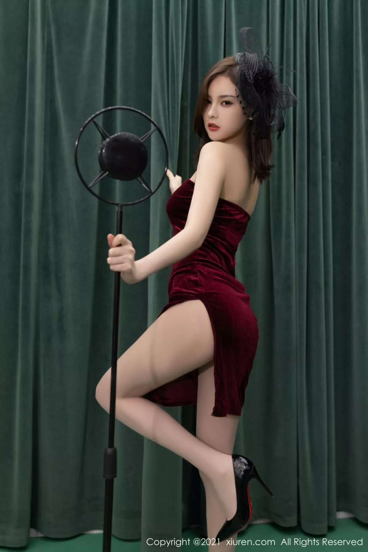 [XiuRen秀人网]第4372期王心怡写真 [80P]-004