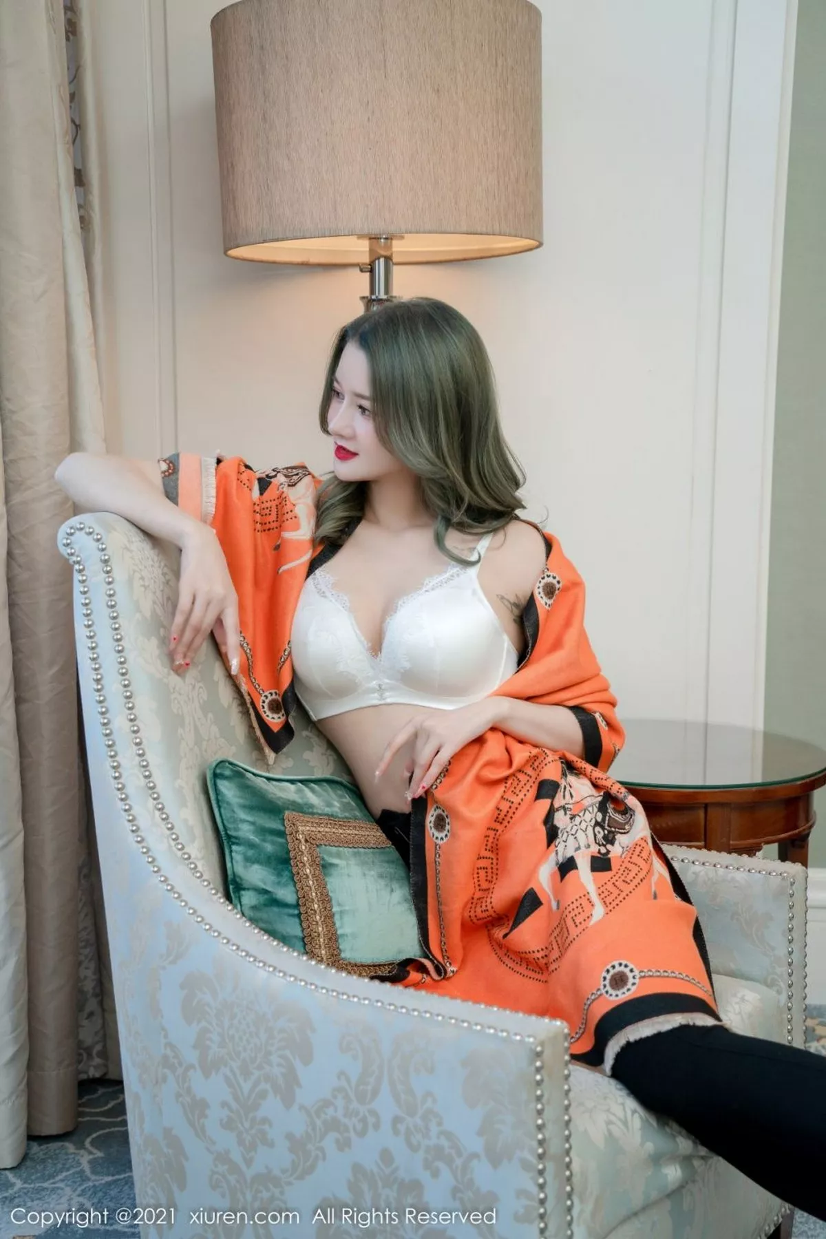 [XiuRen秀人网]第4374期文芮写真 [50P]-002
