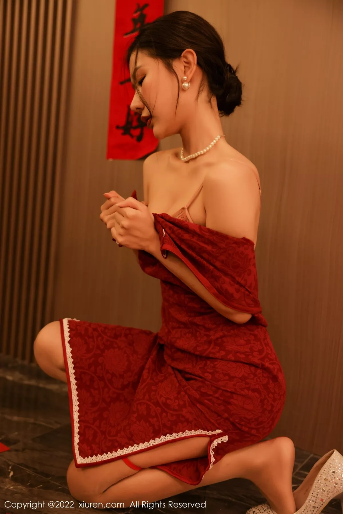 [XiuRen秀人网]第4508期尹甜甜写真 [50P]-002