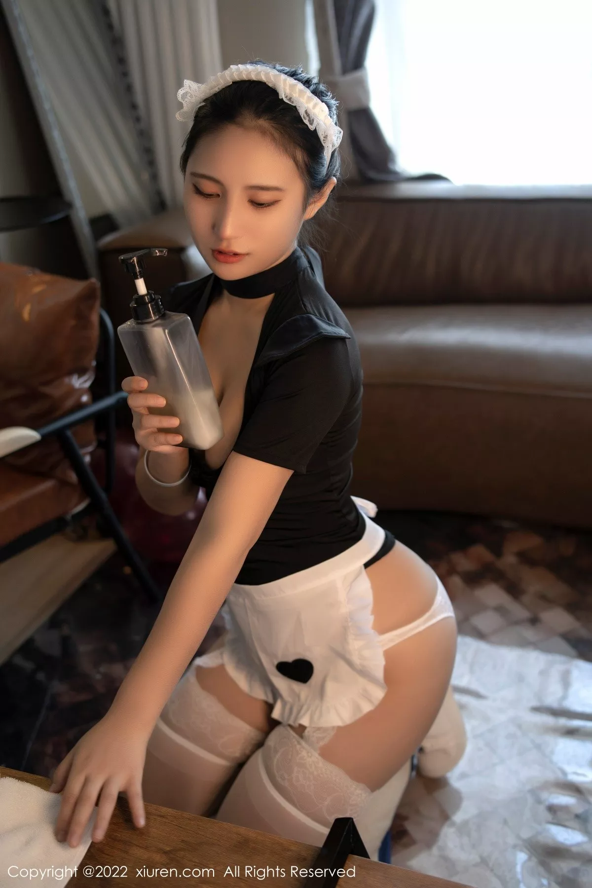 [XiuRen秀人网]第4554期久久写真 [56P]-019