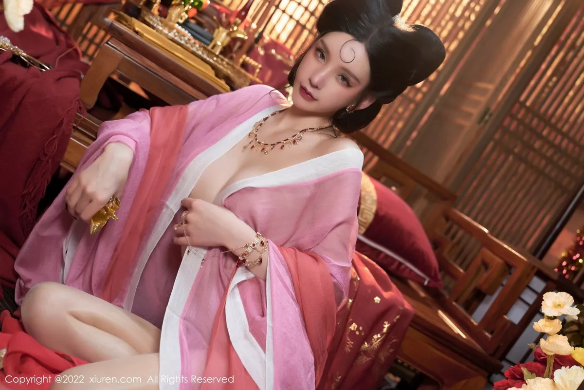 [XiuRen秀人网]第4575期周于希写真 [74P]-056