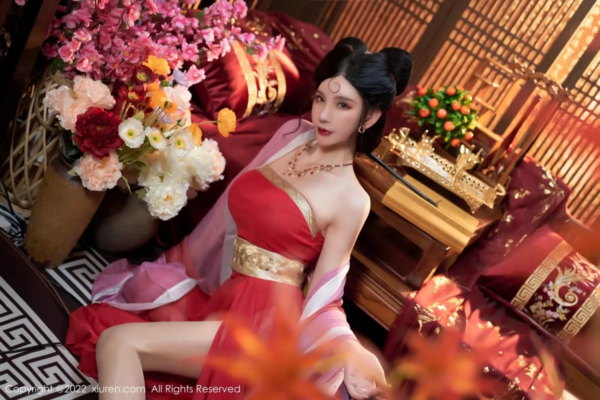 [XiuRen秀人网]第4575期周于希写真 [74P]-001
