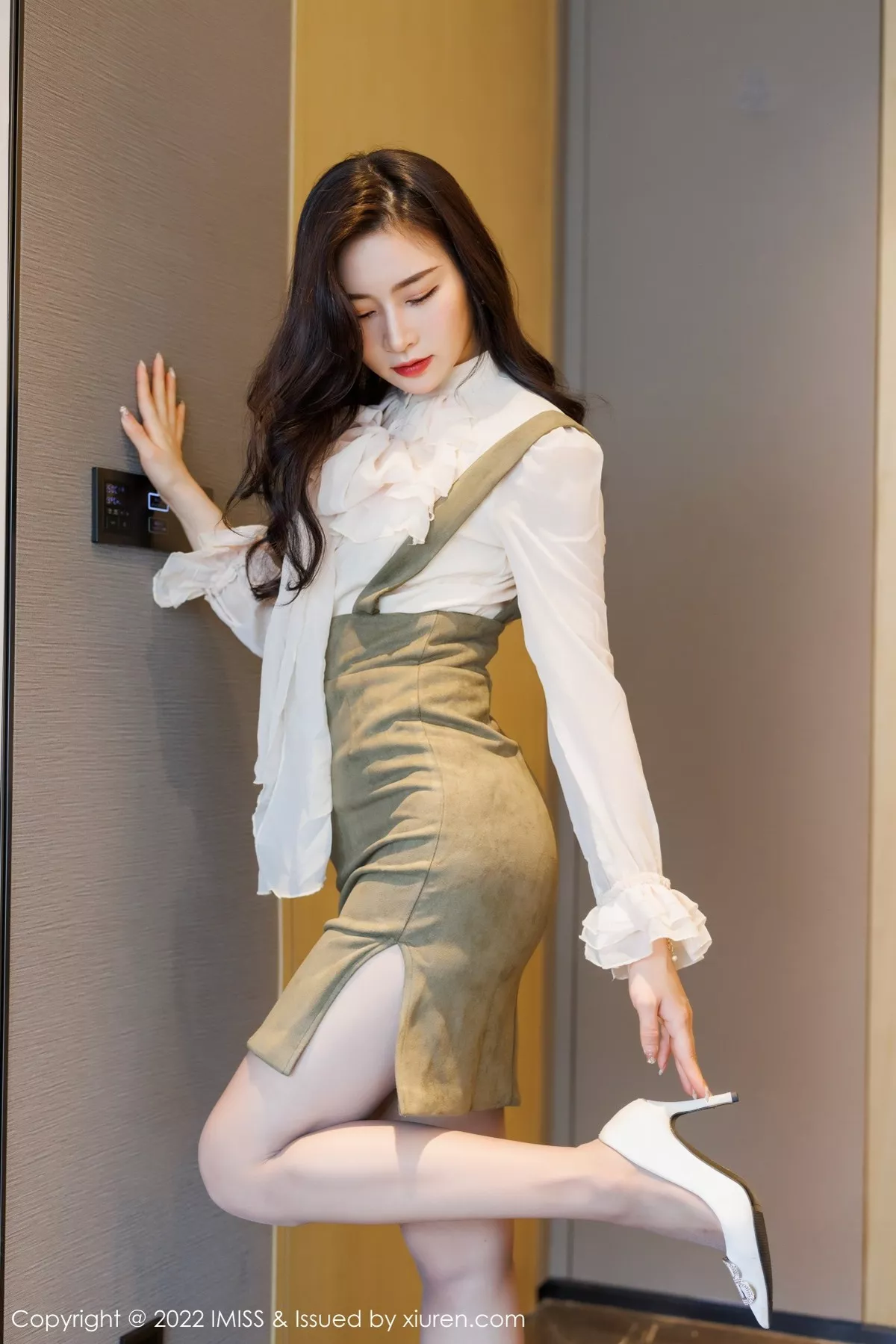 [Imiss爱蜜社]第664期Vanessa写真 [71P]-001