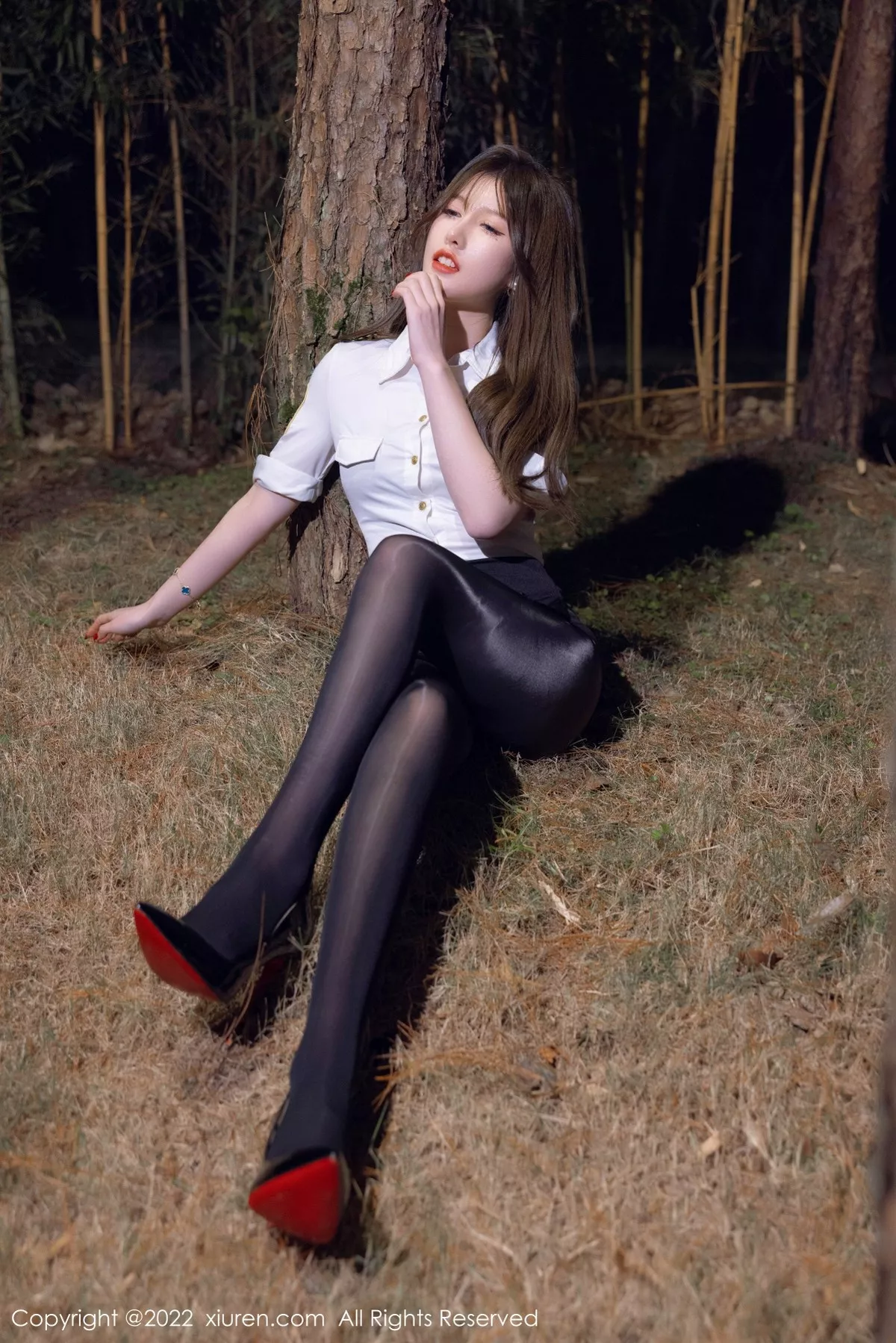 [XiuRen秀人网]第4492期美桃酱写真 [56P]-028