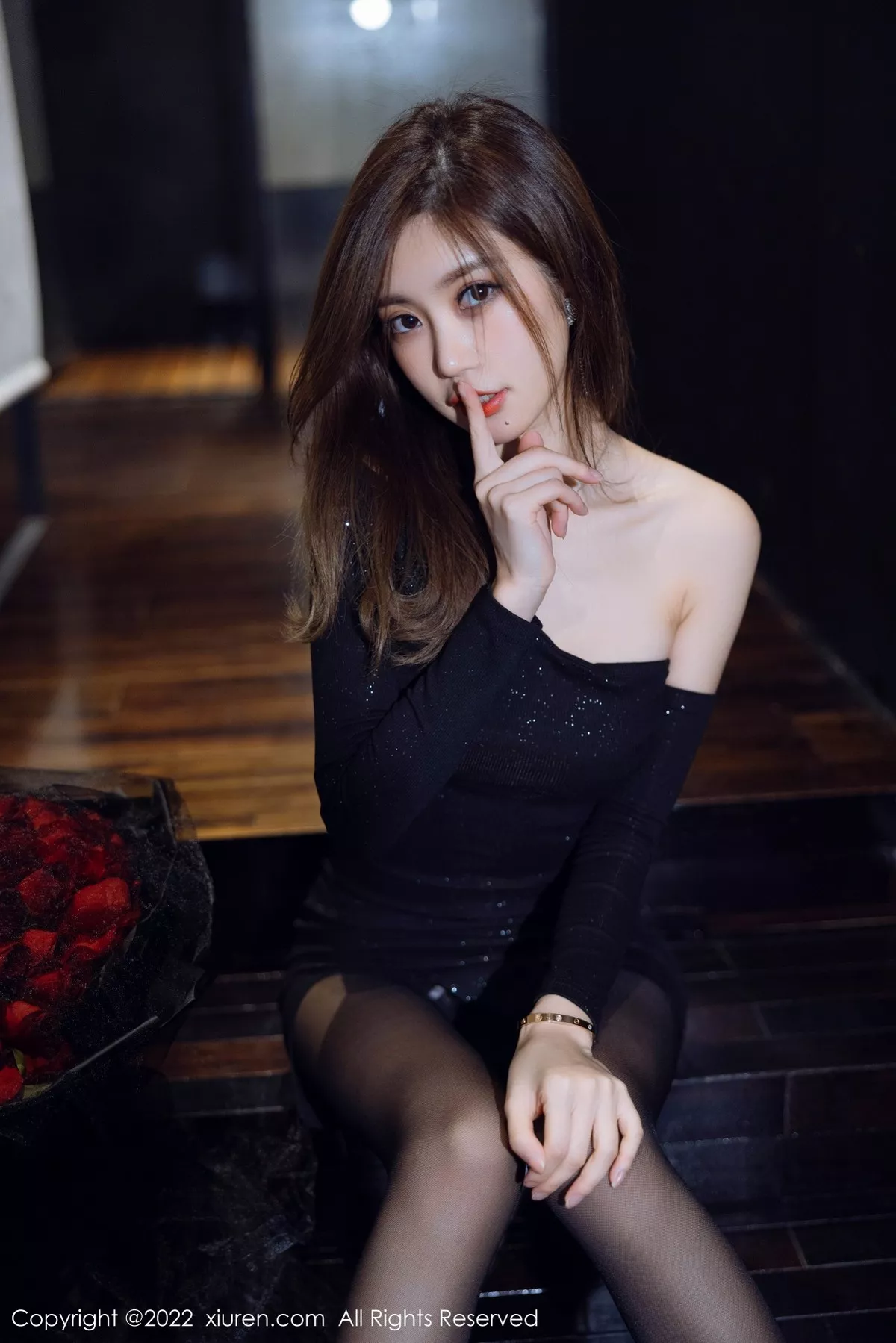 [XiuRen秀人网]第4498期绮里嘉写真 [51P]-044