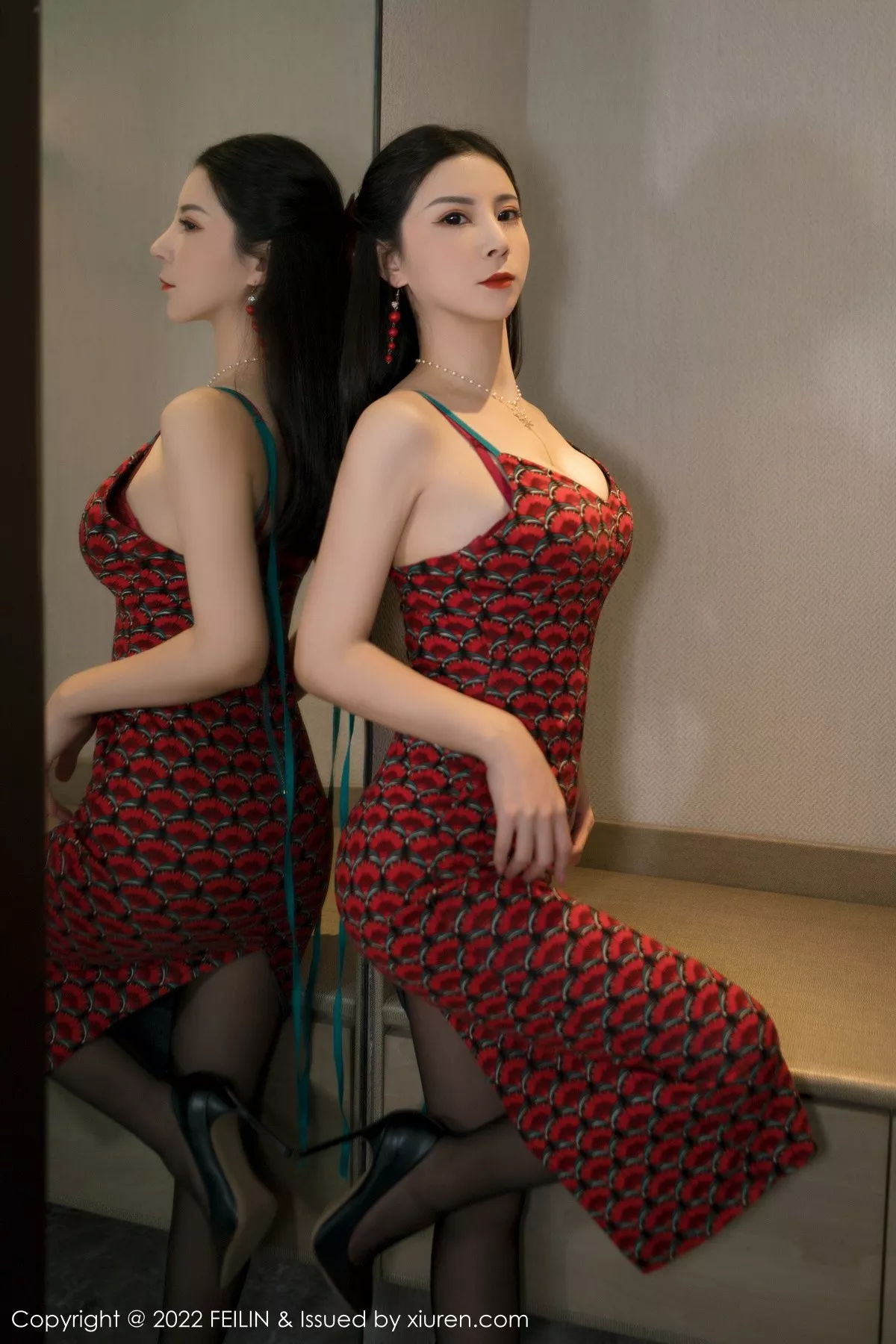 [FeiLin嗲囡囡]第430期小蛮妖写真 [72P]-001
