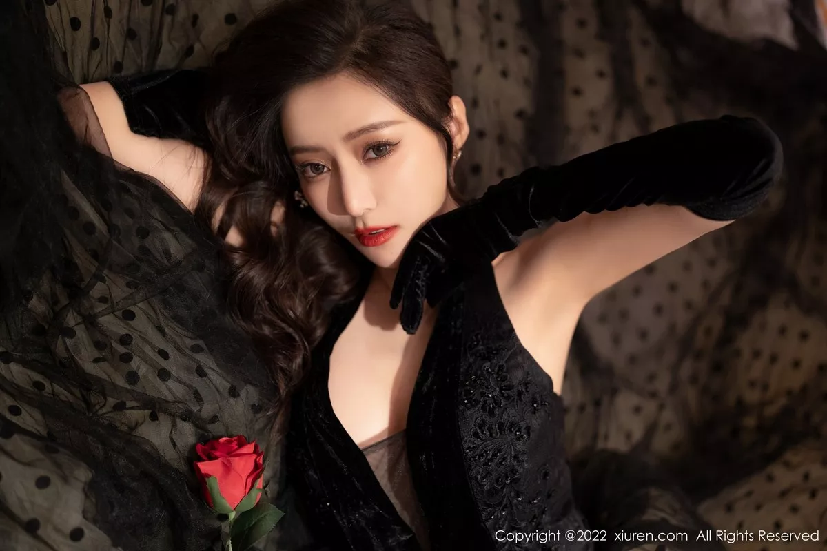 [XiuRen秀人网]第4673期王馨瑶写真 [70P]-040