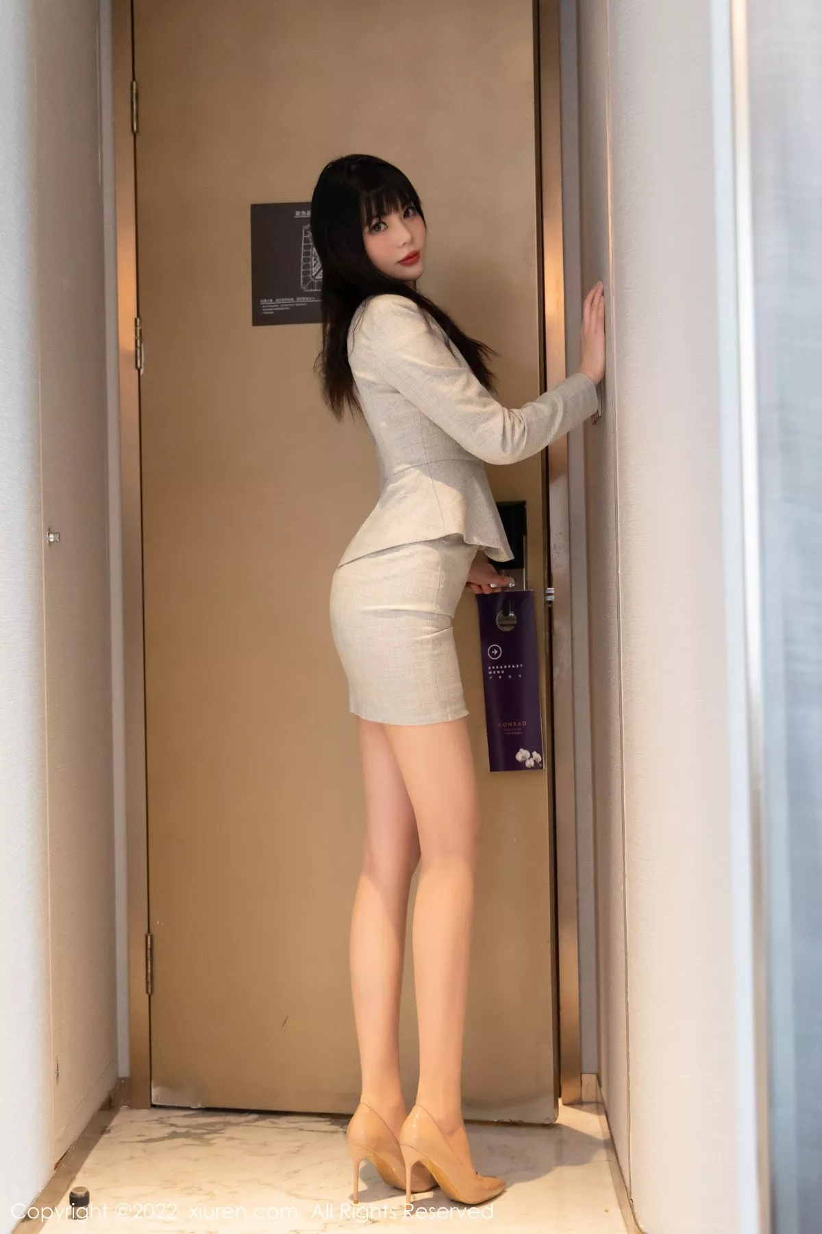 [XiuRen秀人网]第4689期薇薇写真 [97P]-005