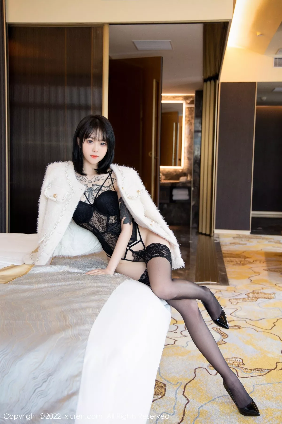 [XiuRen秀人网]第4700期奶瓶写真 [74P]-016