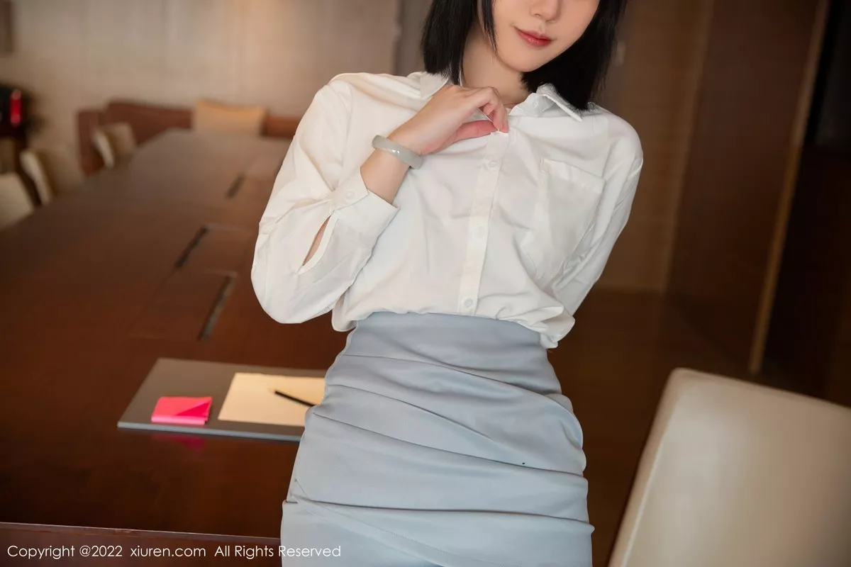 [XiuRen秀人网]第4733期一颗甜蛋黄写真 [66P]-003