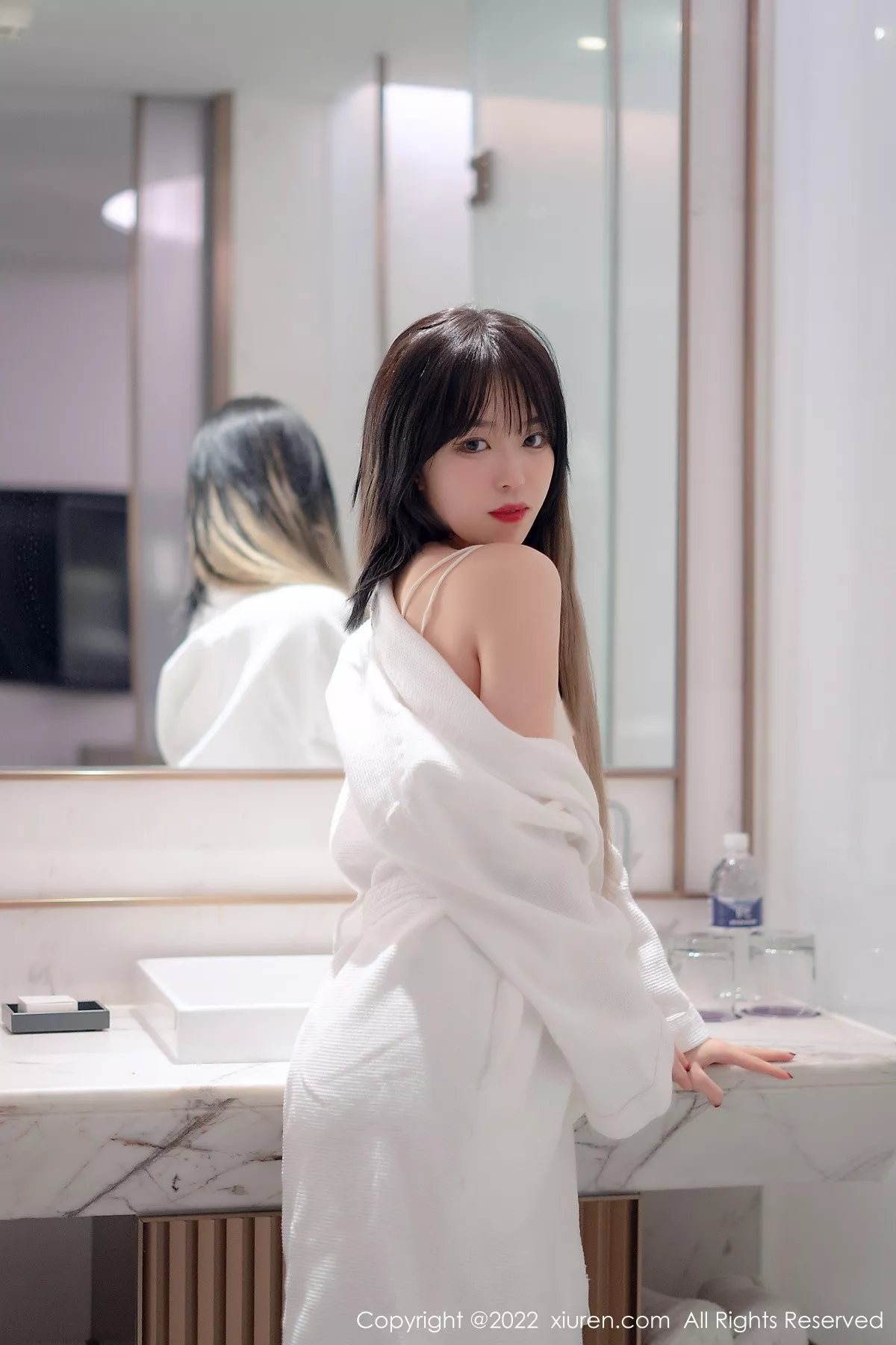 [XiuRen秀人网]第4611期奶瓶写真 [55P]-005