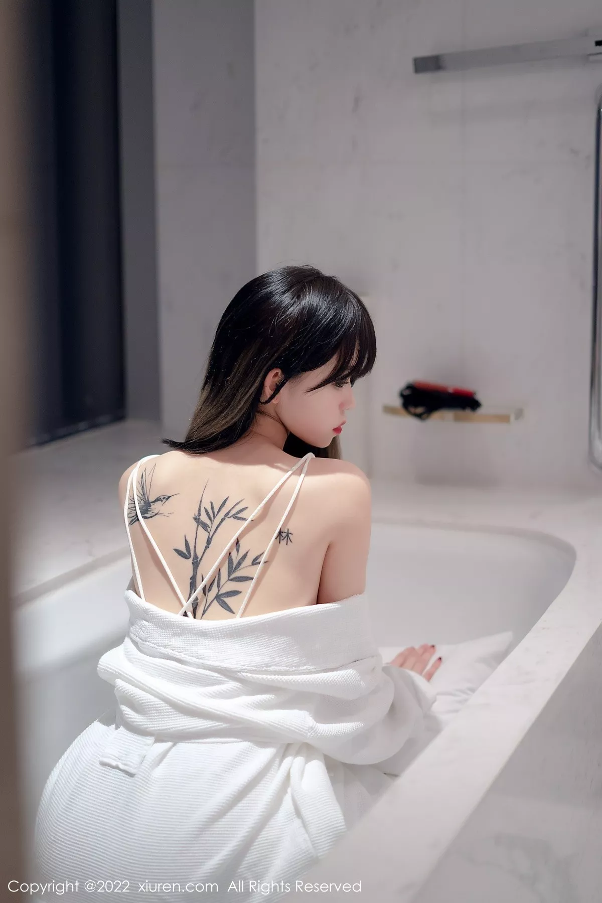 [XiuRen秀人网]第4611期奶瓶写真 [55P]-007