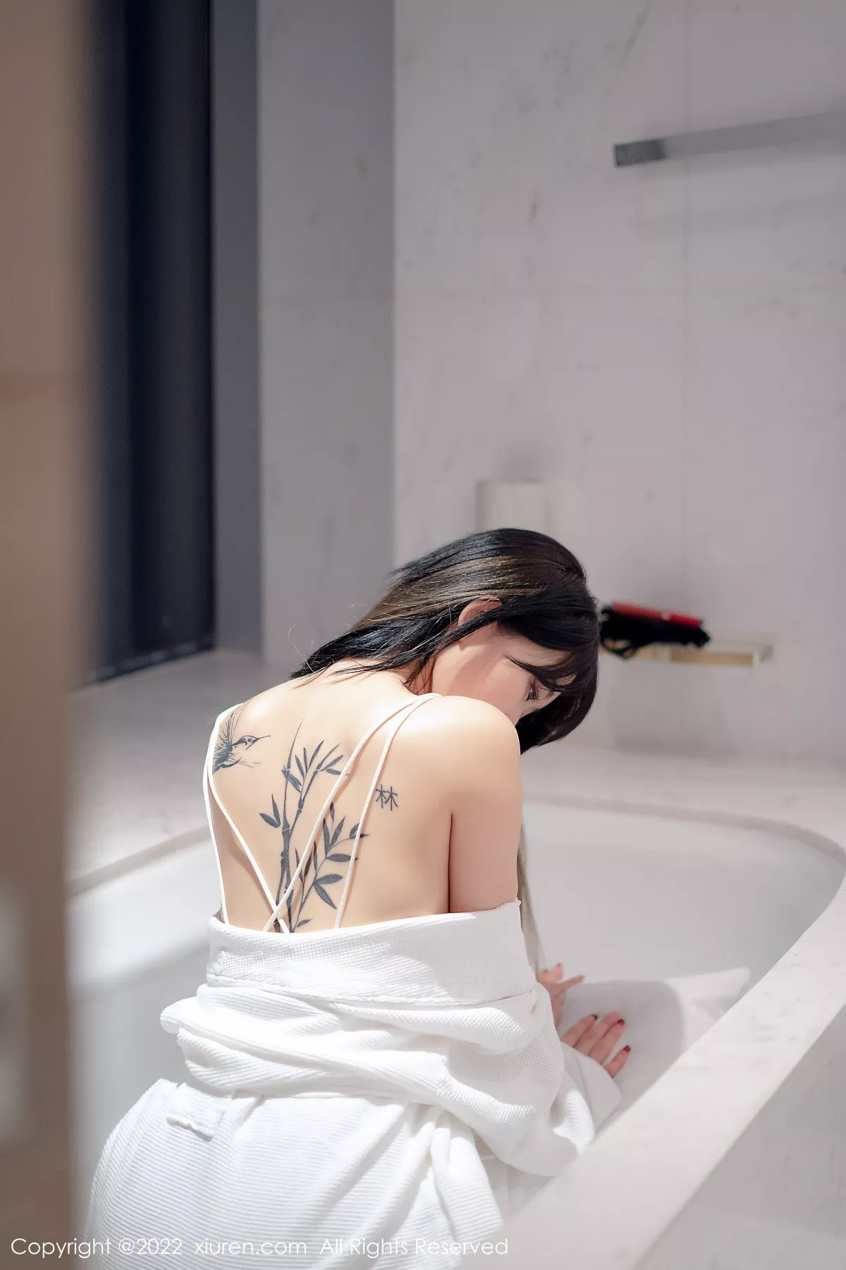 [XiuRen秀人网]第4611期奶瓶写真 [55P]-006