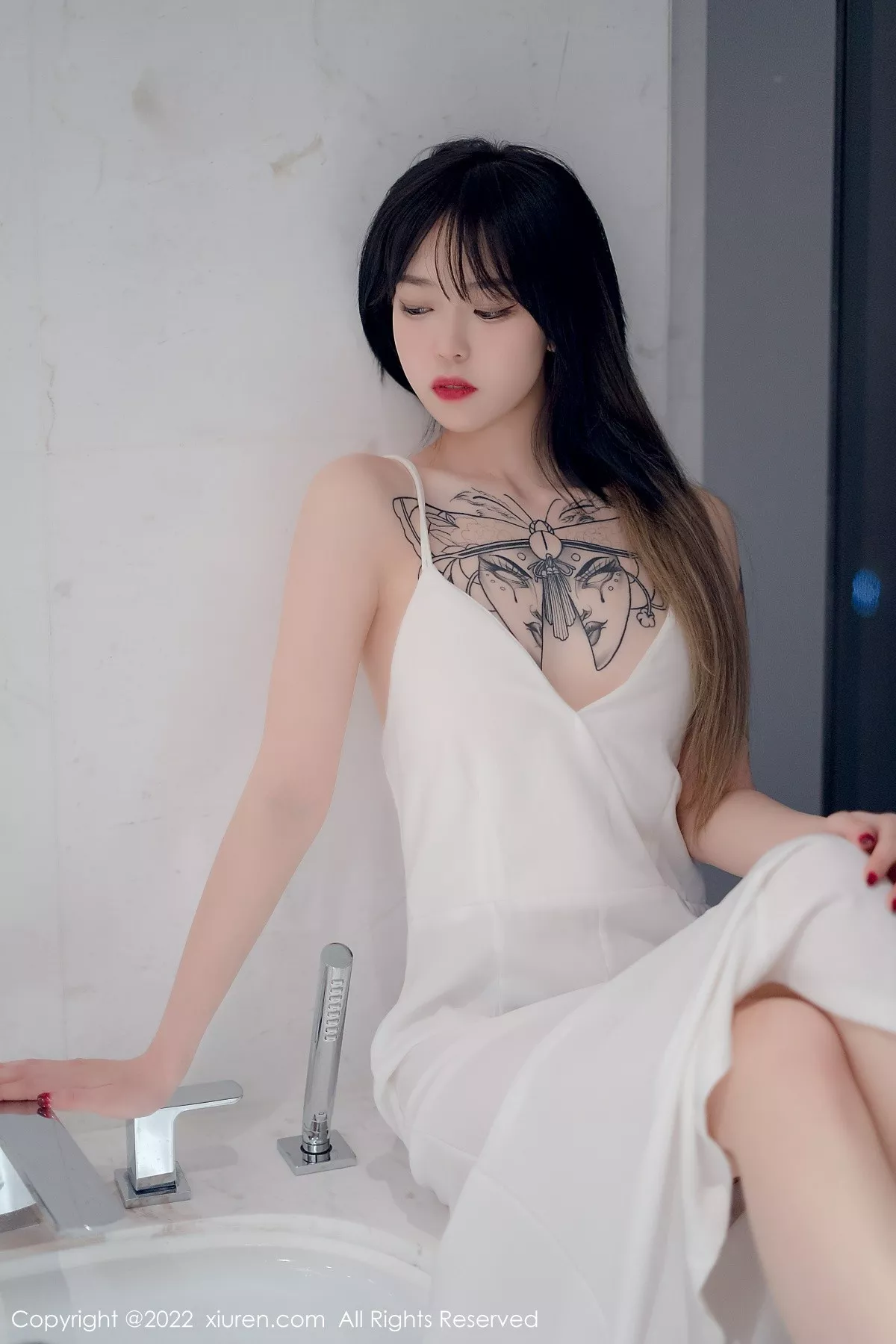 [XiuRen秀人网]第4611期奶瓶写真 [55P]-021