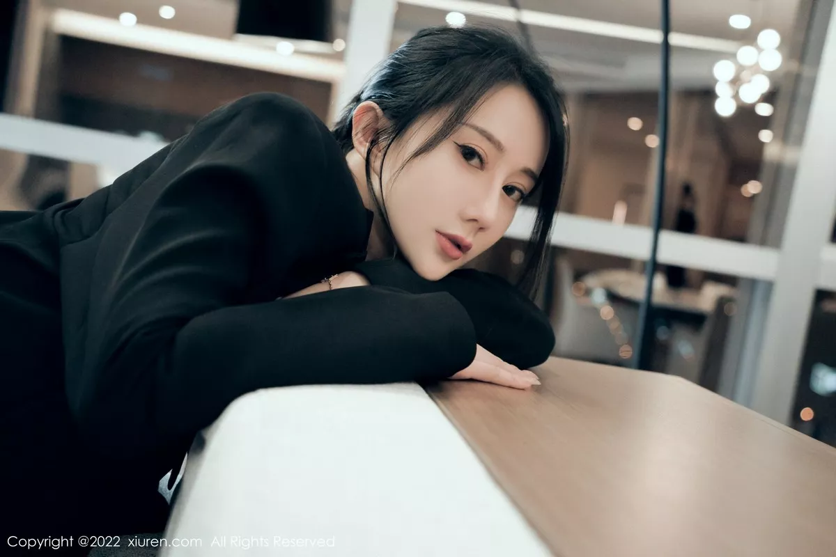 [XiuRen秀人网]第4801期苏小曼写真 [54P]-035