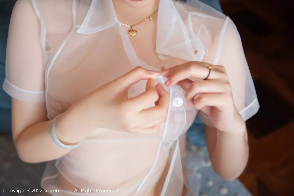 [XiuRen秀人网]第4812期一颗甜蛋黄写真 [56P]-002