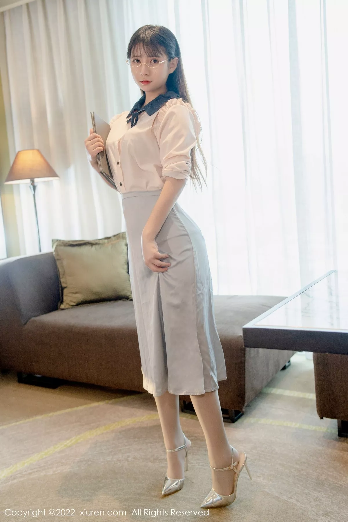 [XiuRen秀人网]第4808期久久写真 [67P]-004