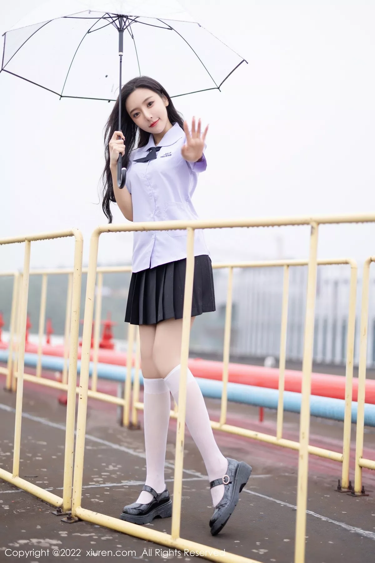 [XiuRen秀人网]第4819期王馨瑶写真 [66P]-002