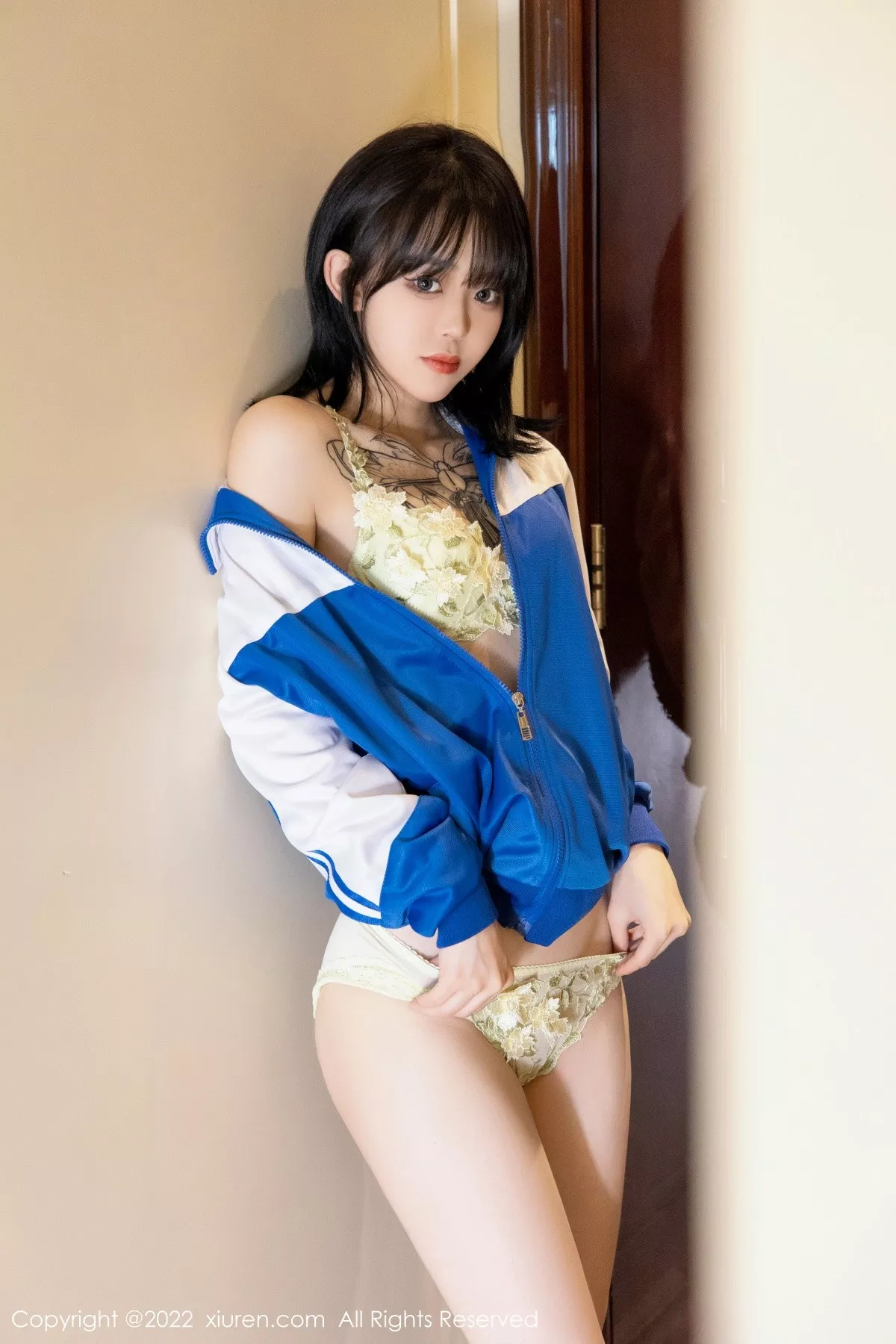 [XiuRen秀人网]第4838期奶瓶写真 [70P]-030