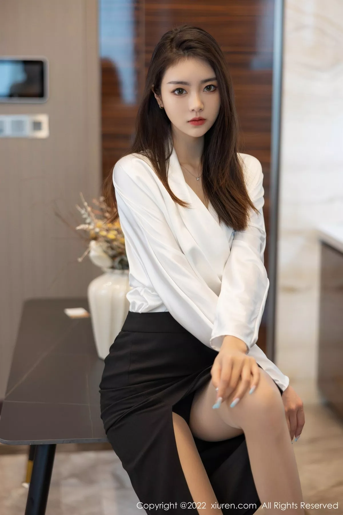 [XiuRen秀人网]第4869期可乐写真 [70P]-002