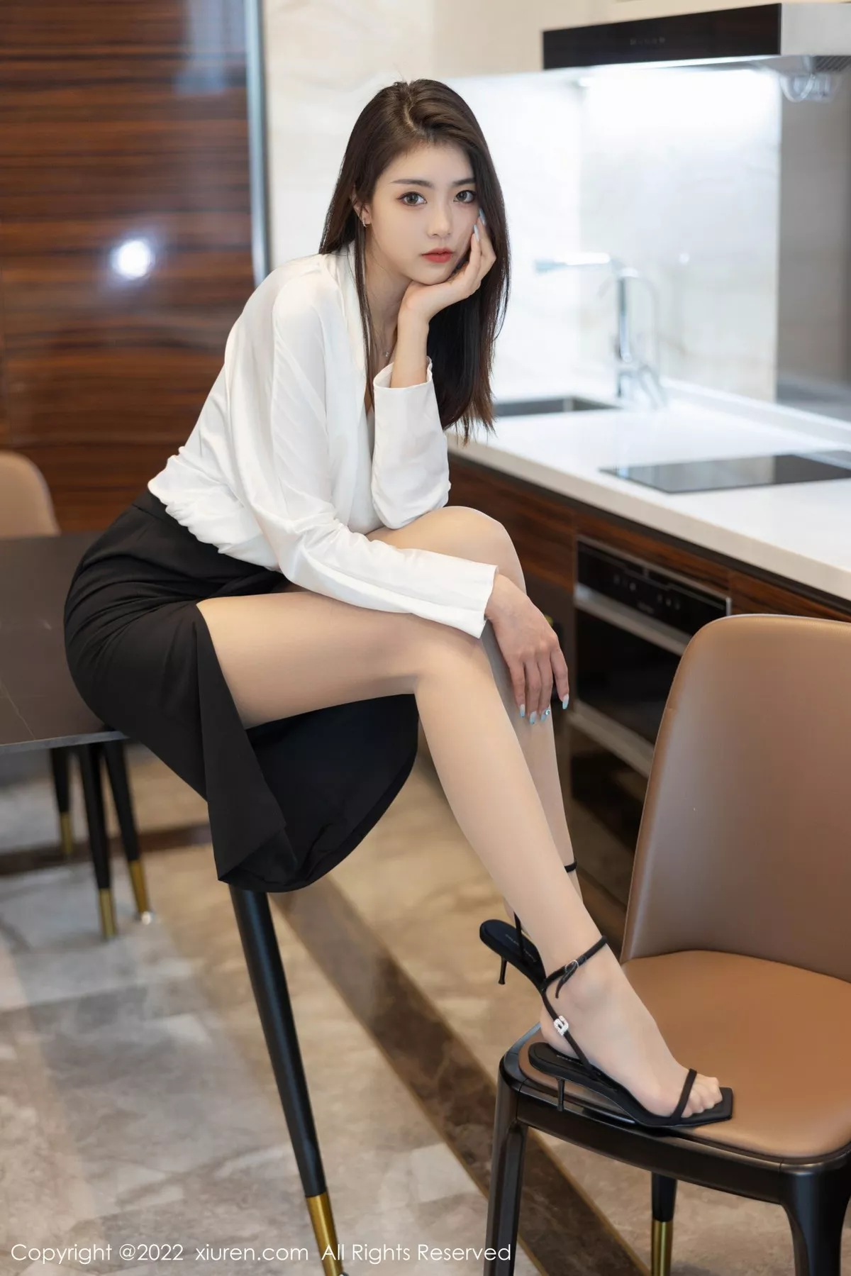 [XiuRen秀人网]第4869期可乐写真 [70P]-049