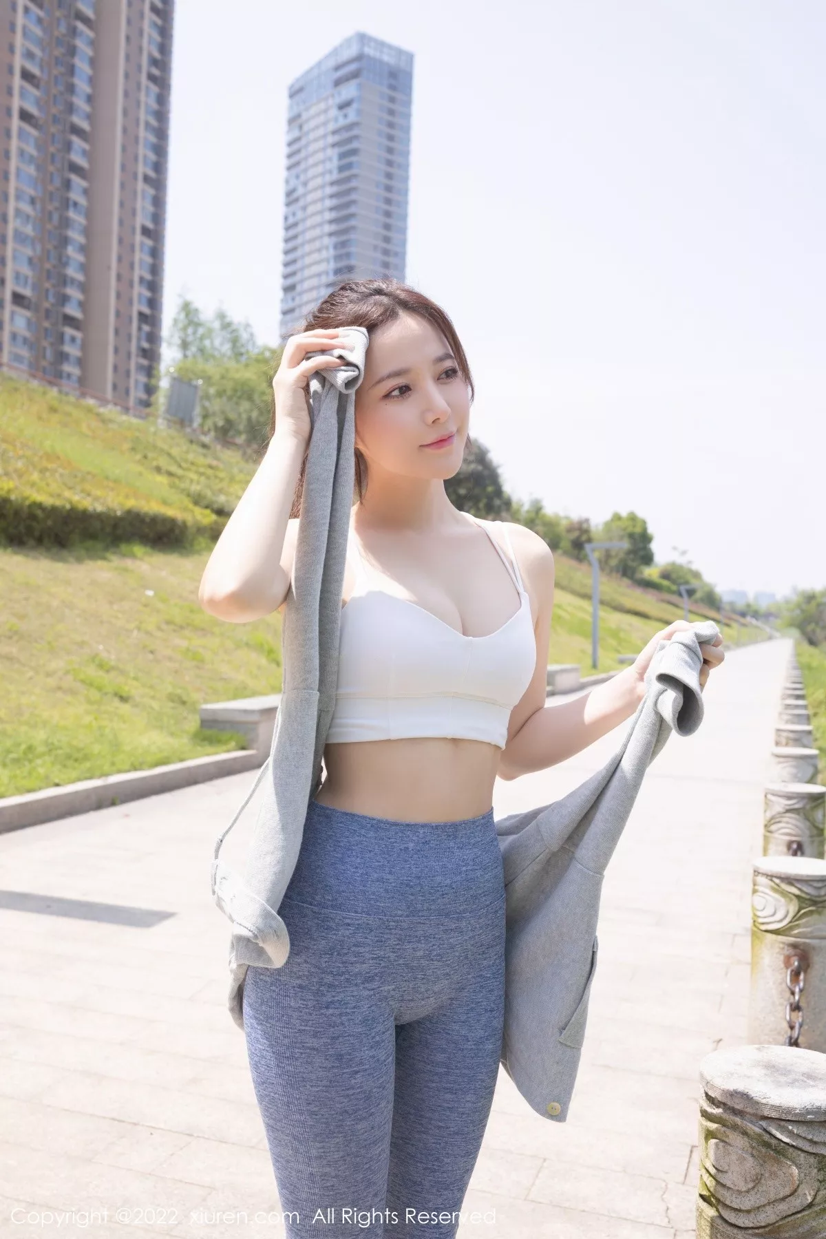 [XiuRen秀人网]第4875期鱼子酱写真 [75P]-001