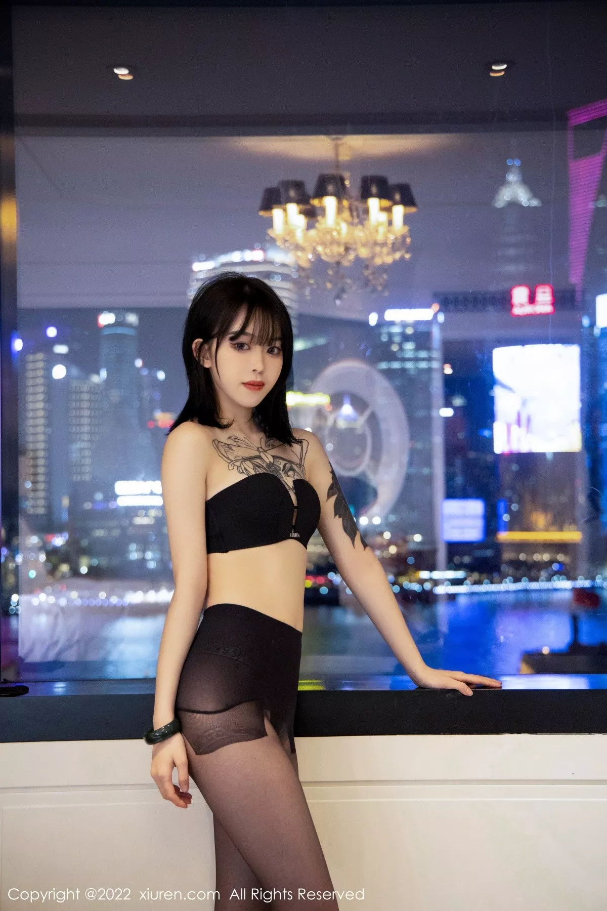 [XiuRen秀人网]第4754期奶瓶写真 [73P]-021
