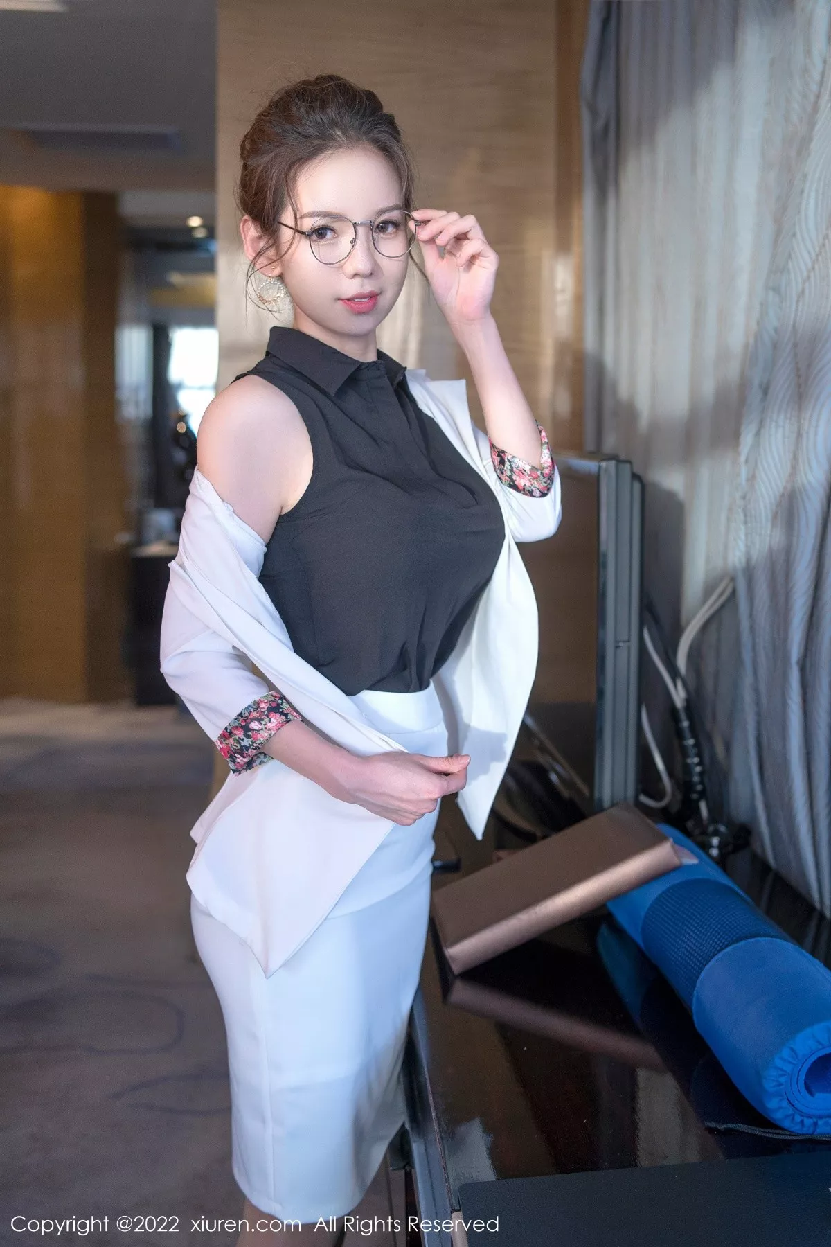 [XiuRen秀人网]第4917期大美媚京写真 [62P]-011