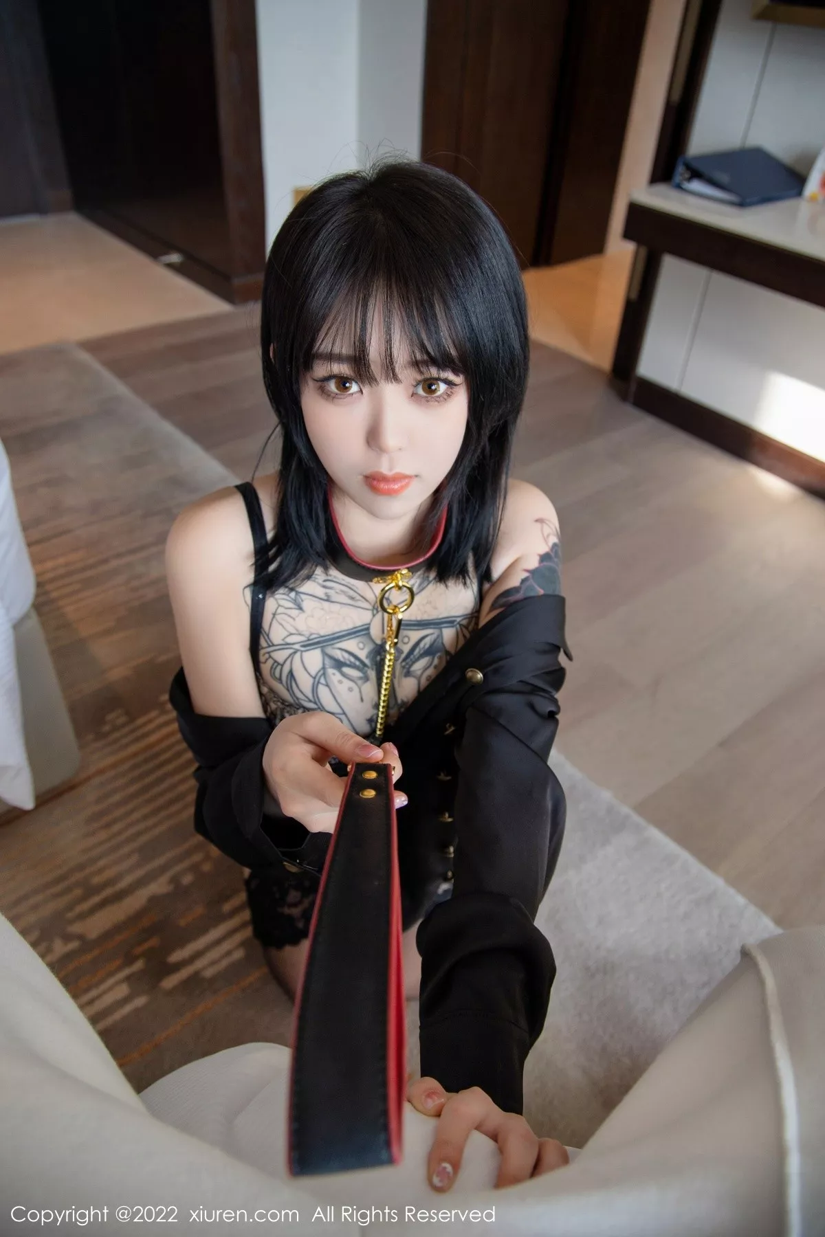 [XiuRen秀人网]第4927期奶瓶写真 [81P]-014