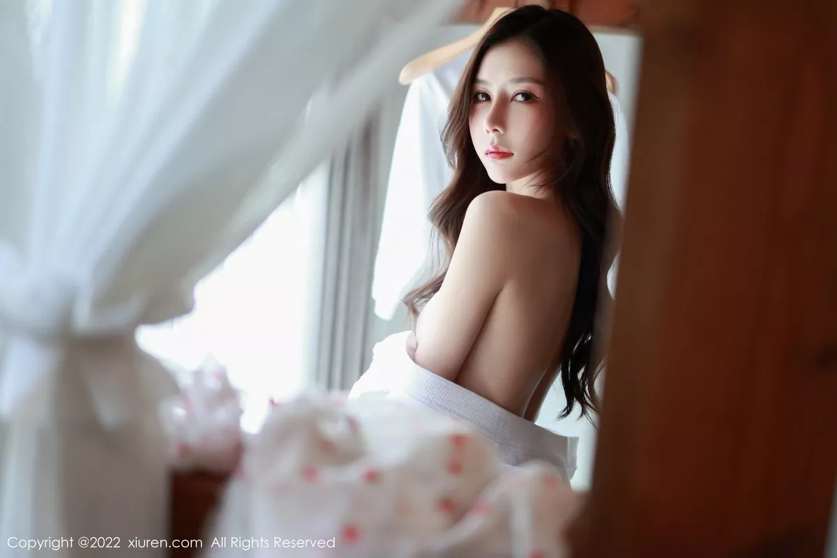 [XiuRen秀人网]第4932期尹甜甜写真 [54P]-011