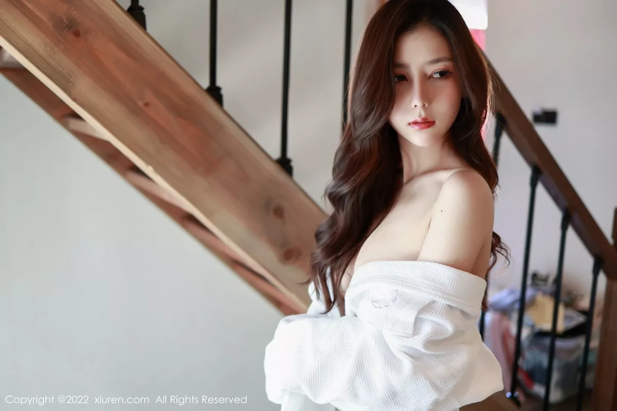 [XiuRen秀人网]第4932期尹甜甜写真 [54P]-005