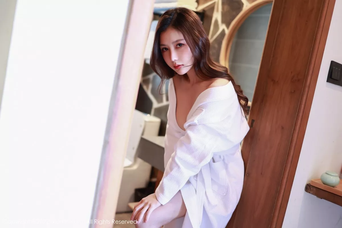 [XiuRen秀人网]第4932期尹甜甜写真 [54P]-051