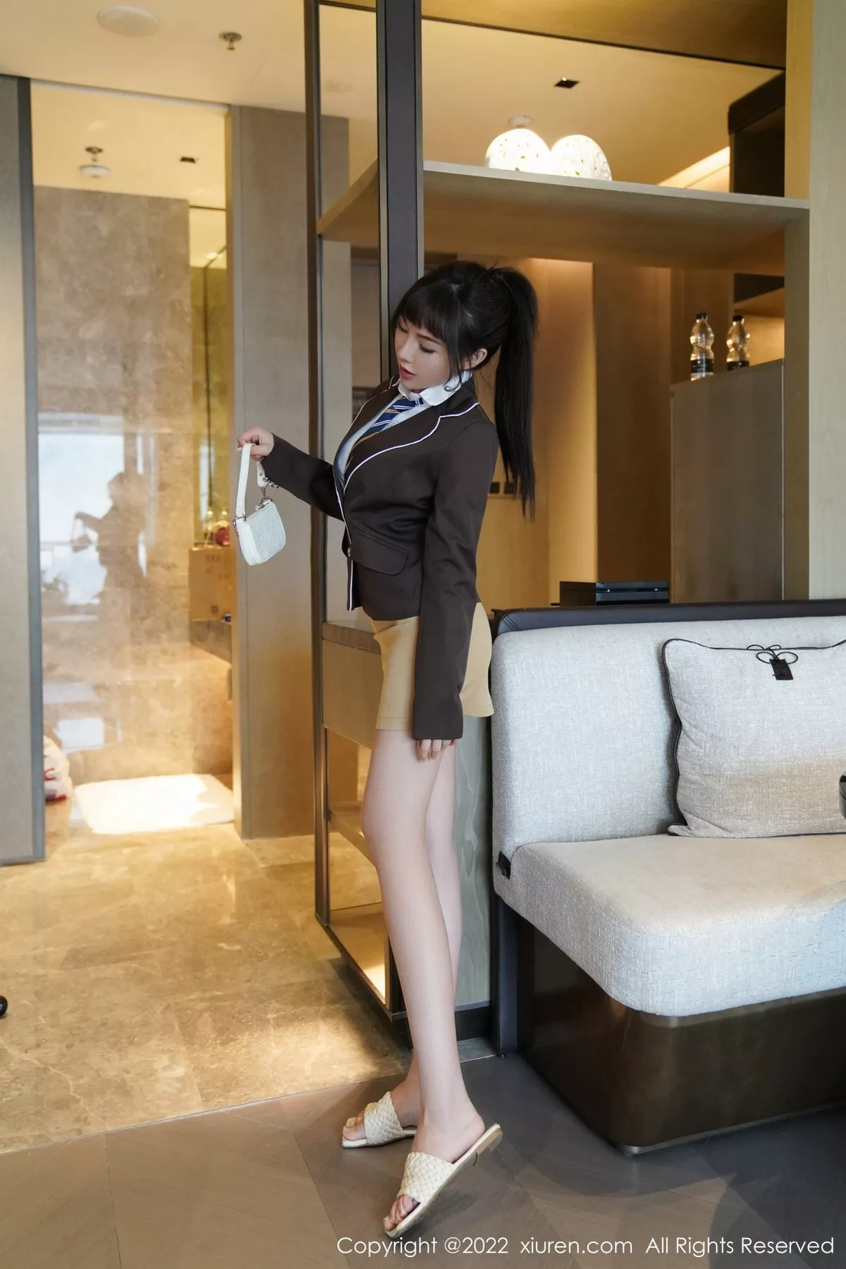 [XiuRen秀人网]第4937期萌汉药写真 [53P]-040
