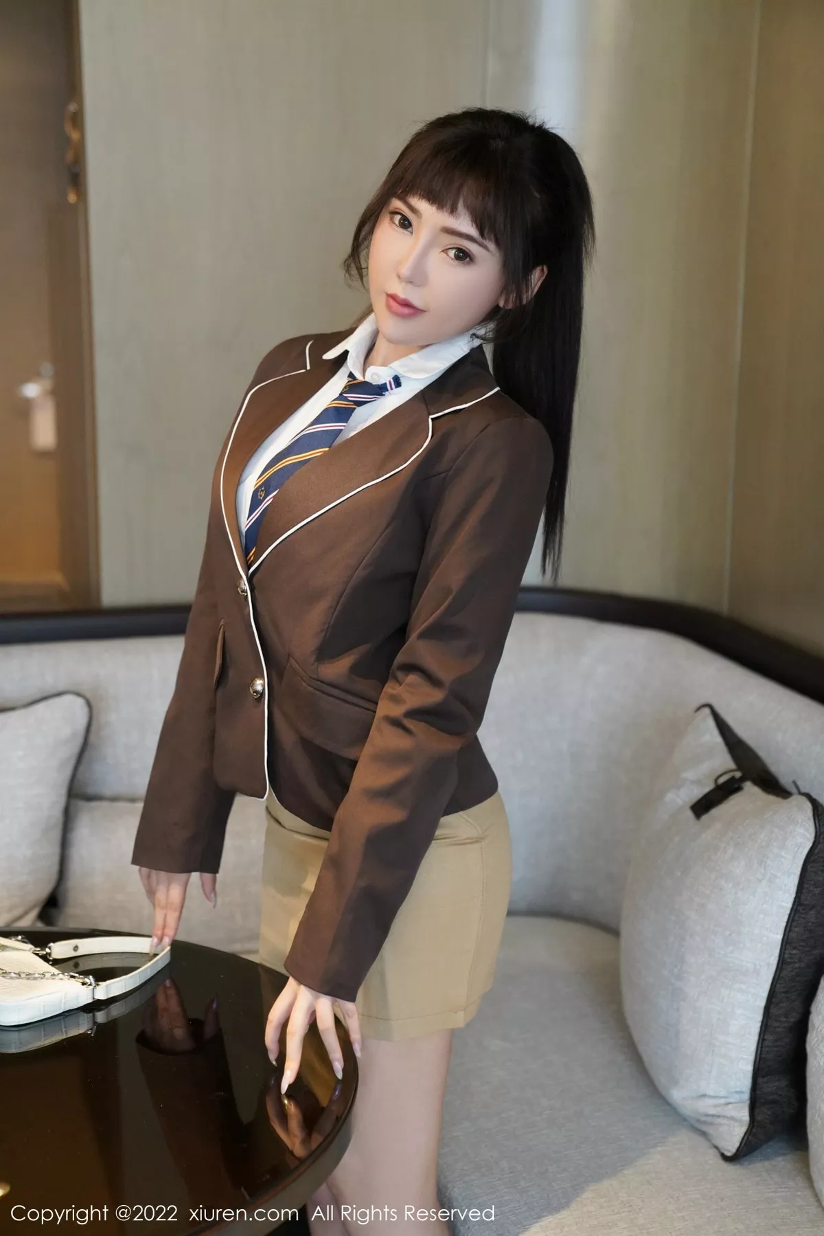 [XiuRen秀人网]第4937期萌汉药写真 [53P]-006
