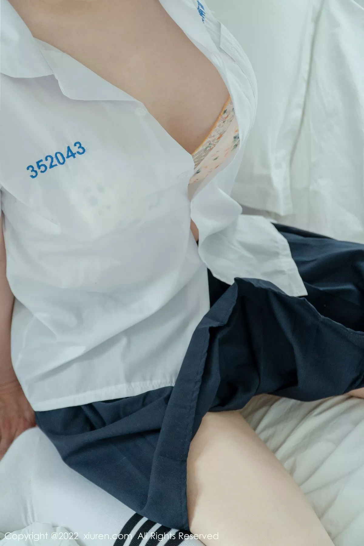 [XiuRen秀人网]第4981期大美媚京写真 [63P]-021