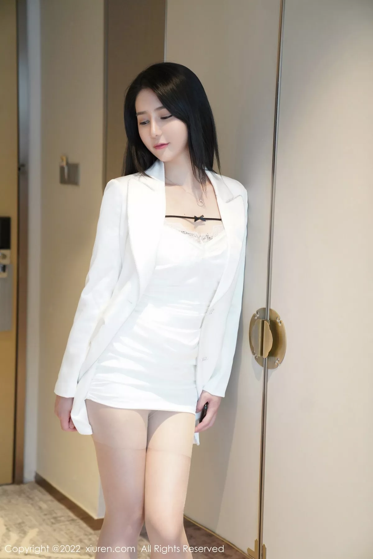 [XiuRen秀人网]第4991期如歌写真 [41P]-008