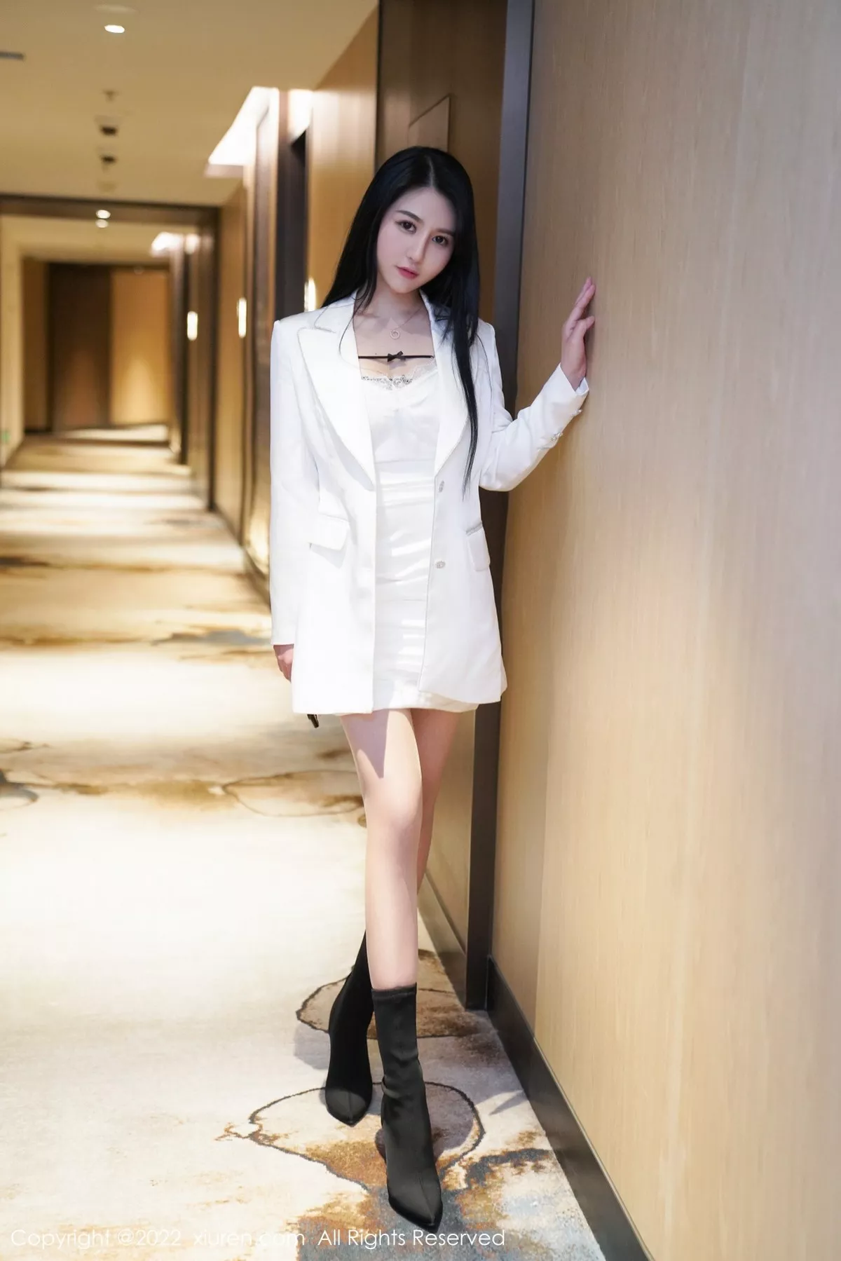 [XiuRen秀人网]第4991期如歌写真 [41P]-003