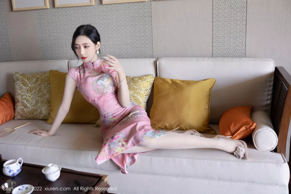 [XiuRen秀人网]第5007期王馨瑶写真 [85P]-033