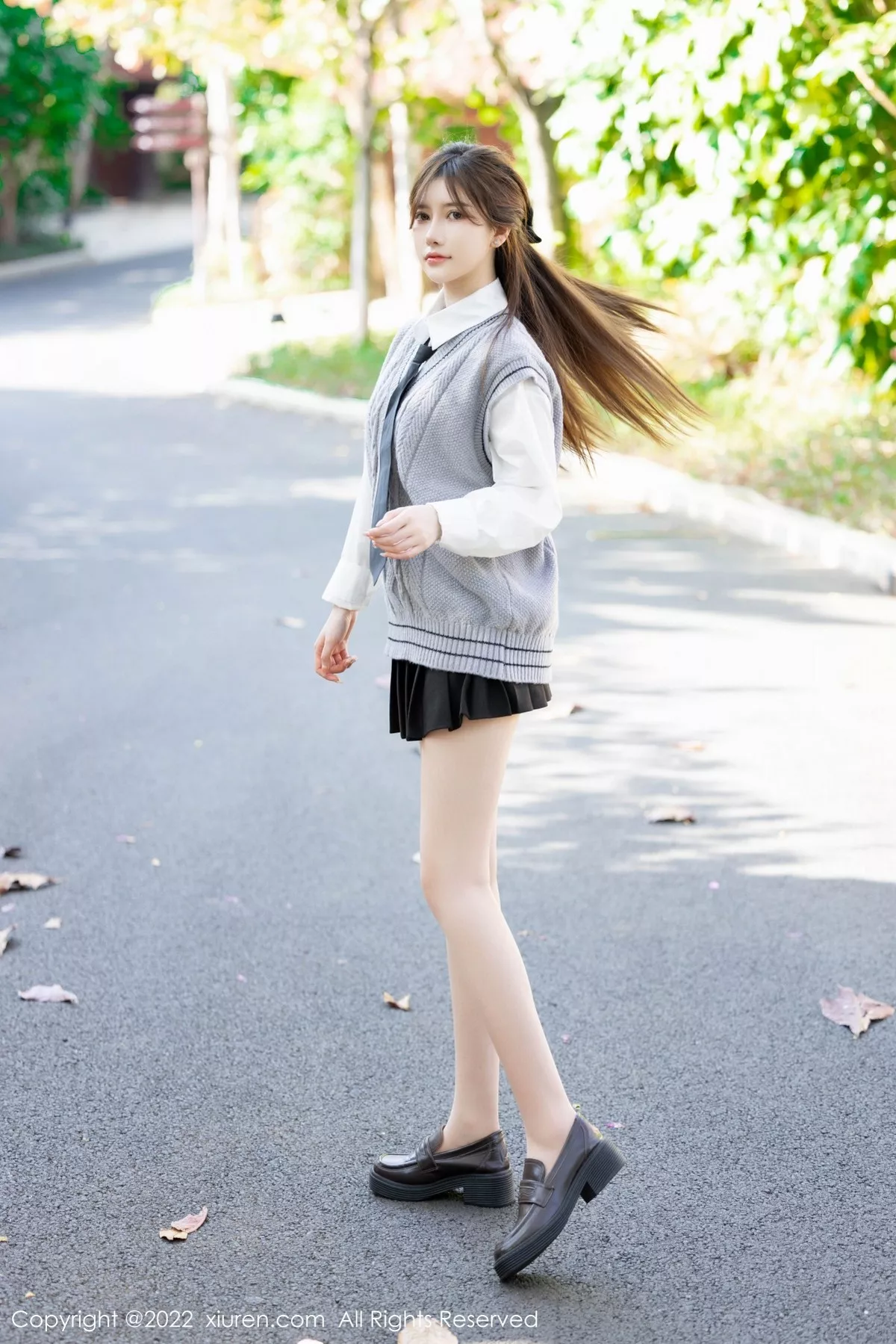 [XiuRen秀人网]第4896期美桃酱写真 [52P]-032