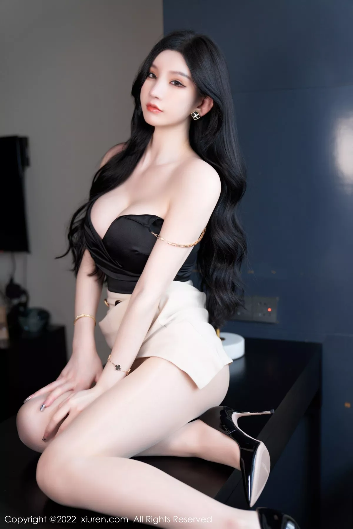 [XiuRen秀人网]第5071期周于希写真 [81P]-065