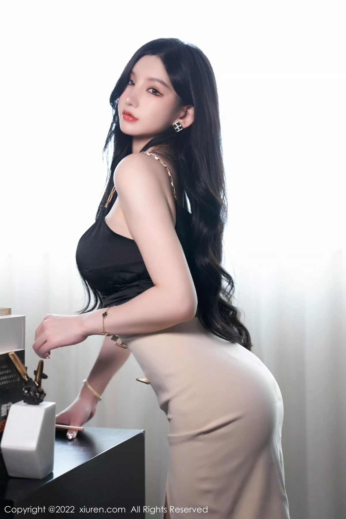 [XiuRen秀人网]第5071期周于希写真 [81P]-048