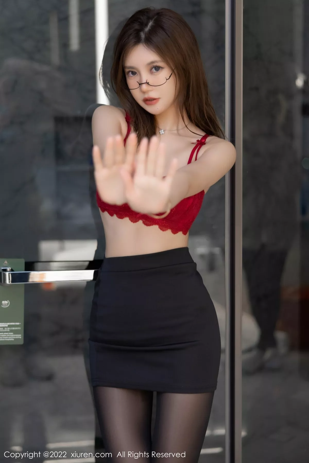 [XiuRen秀人网]第5041期绮里嘉写真 [71P]-048