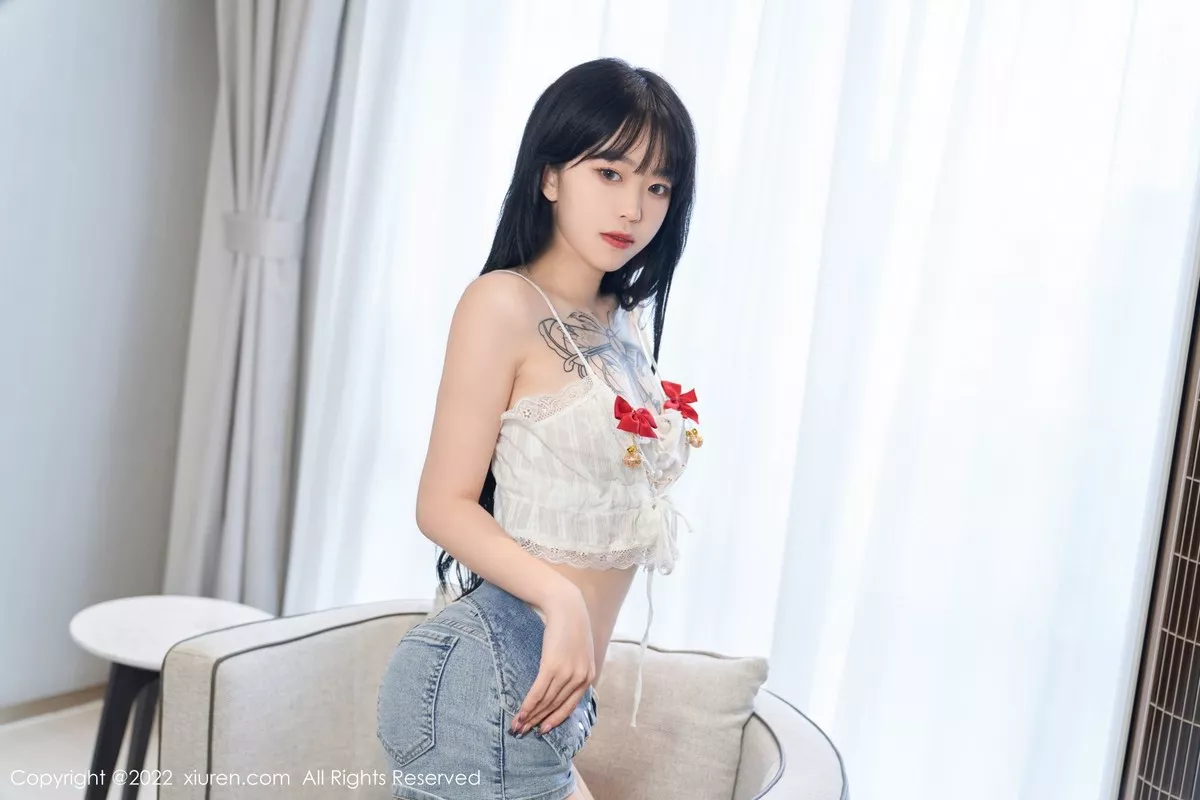 [XiuRen秀人网]第5124期奶瓶写真 [73P]-014