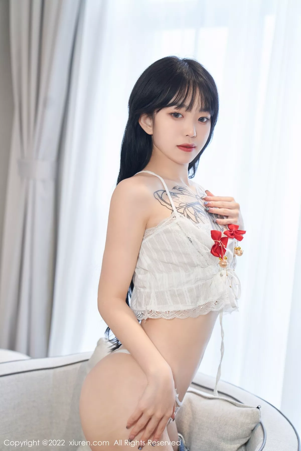 [XiuRen秀人网]第5124期奶瓶写真 [73P]-044